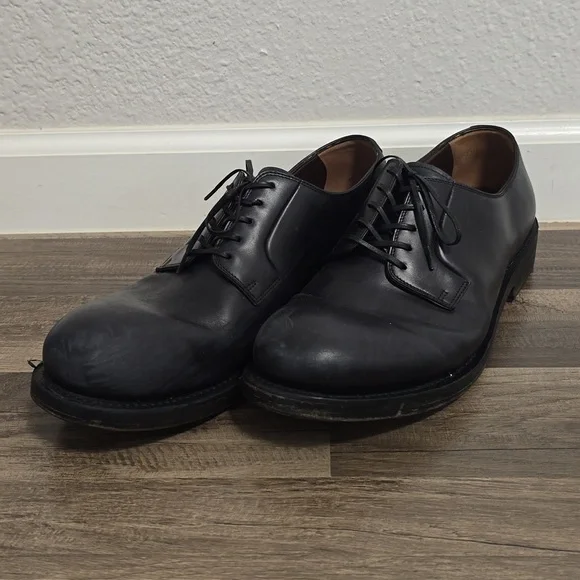 Salvatore Ferragamo Men's Dress Shoes - Picture 3 of 8